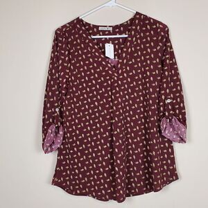 Beacon Stitch Fix Burgandy Patty Roll Tab Blouse Size Small